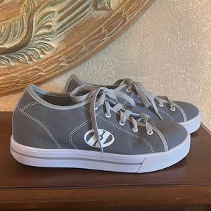 Heelys Shoes size 8